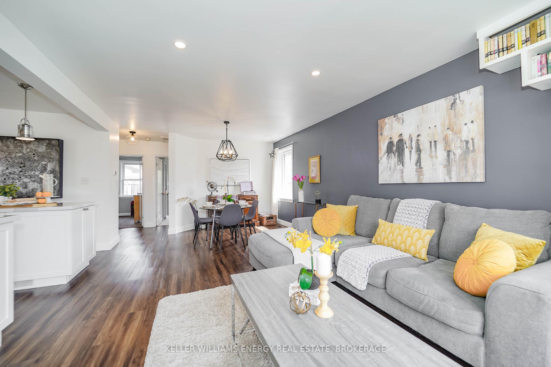 Photo 6 of 279 Windsor Street, Oshawa, Donevan — HOMEH