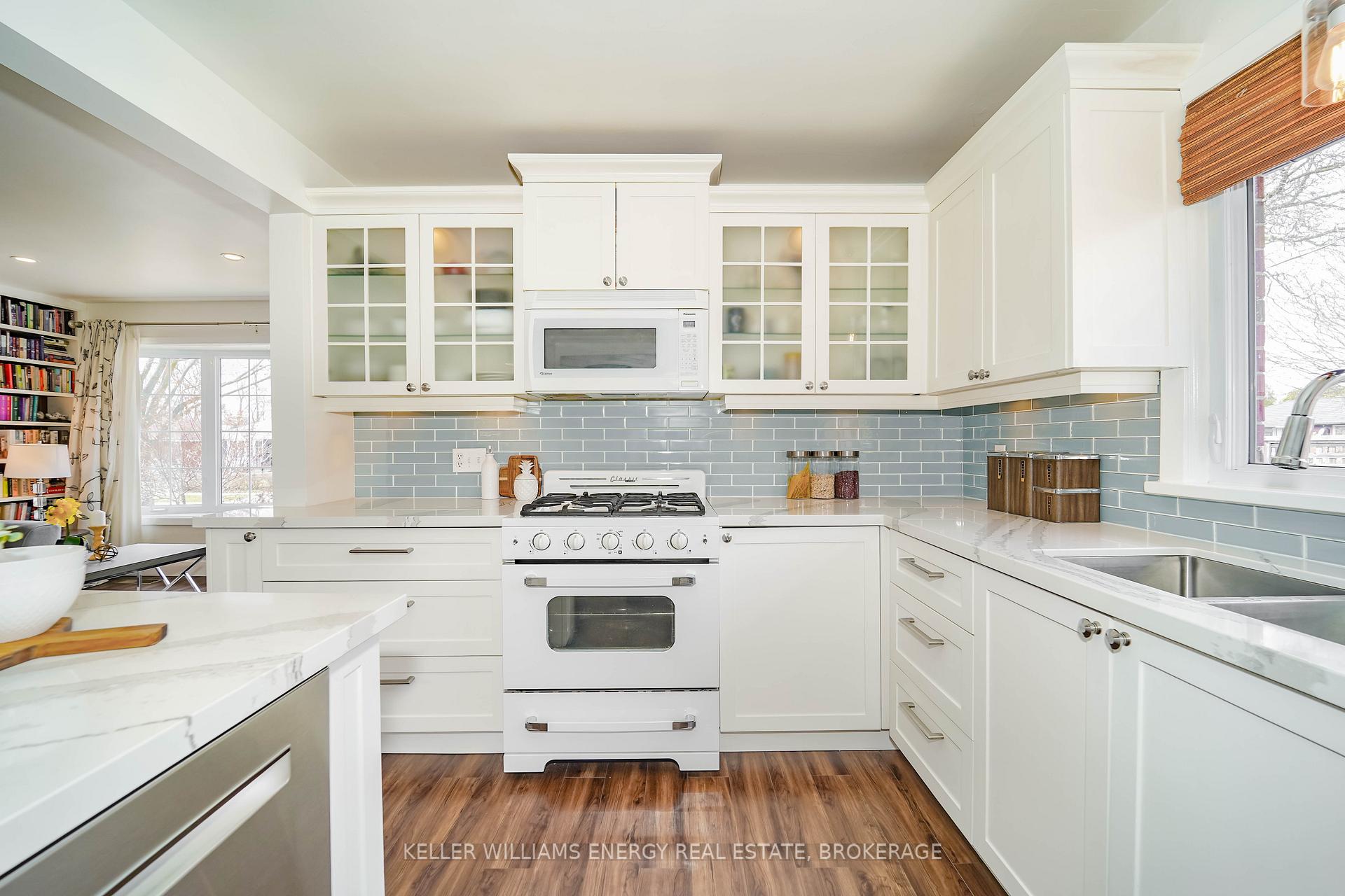 Photo 12 of 279 Windsor Street, Oshawa, Donevan — HOMEH