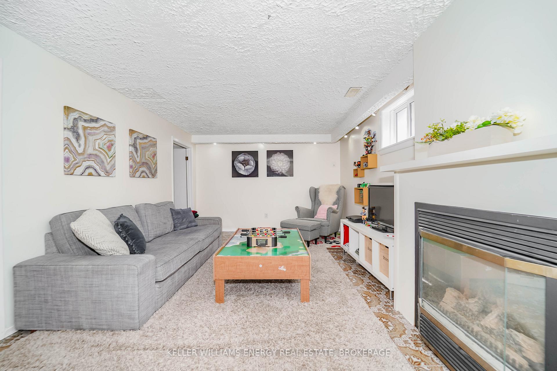 Photo 22 of 279 Windsor Street, Oshawa, Donevan — HOMEH