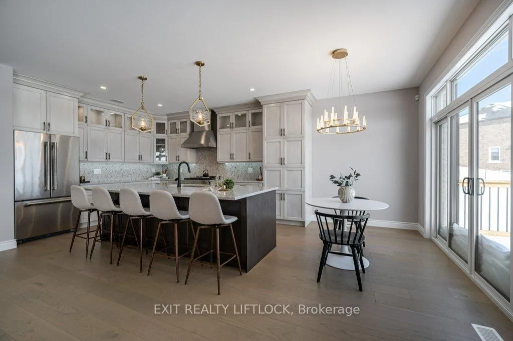 Photo 11 of 802 Steinberg Court, Peterborough, Monaghan Ward 2 — HOMEH