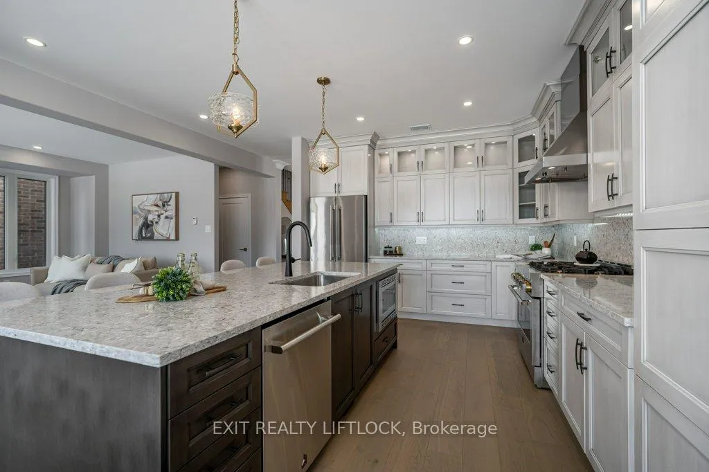 Photo 12 of 802 Steinberg Court, Peterborough, Monaghan Ward 2 — HOMEH