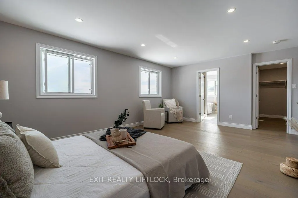 Photo 17 of 802 Steinberg Court, Peterborough, Monaghan Ward 2 — HOMEH