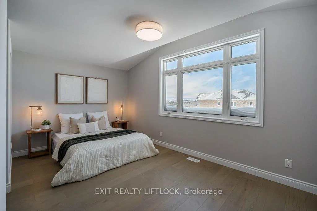 Photo 25 of 802 Steinberg Court, Peterborough, Monaghan Ward 2 — HOMEH