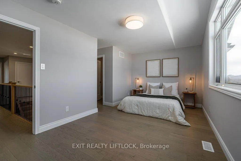 Photo 26 of 802 Steinberg Court, Peterborough, Monaghan Ward 2 — HOMEH