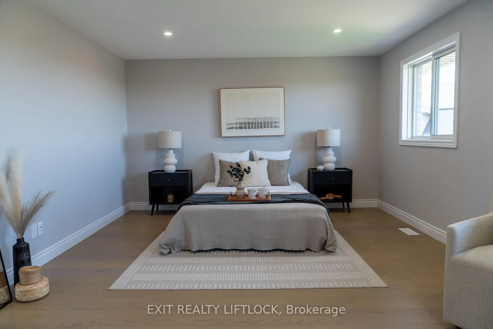 Photo 36 of 802 Steinberg Court, Peterborough, Monaghan Ward 2 — HOMEH