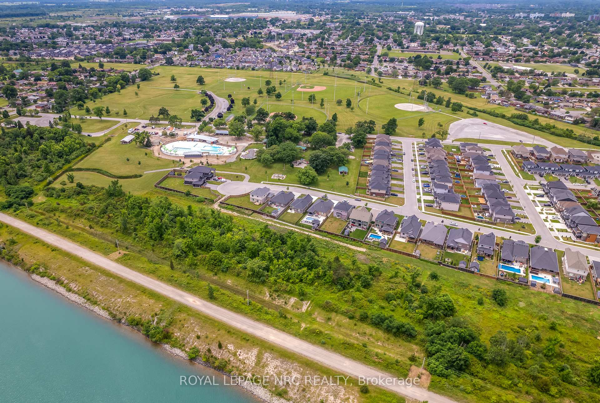 Photo 37 of 272 Viger Drive, Welland, Lincoln/Crowland — HOMEH