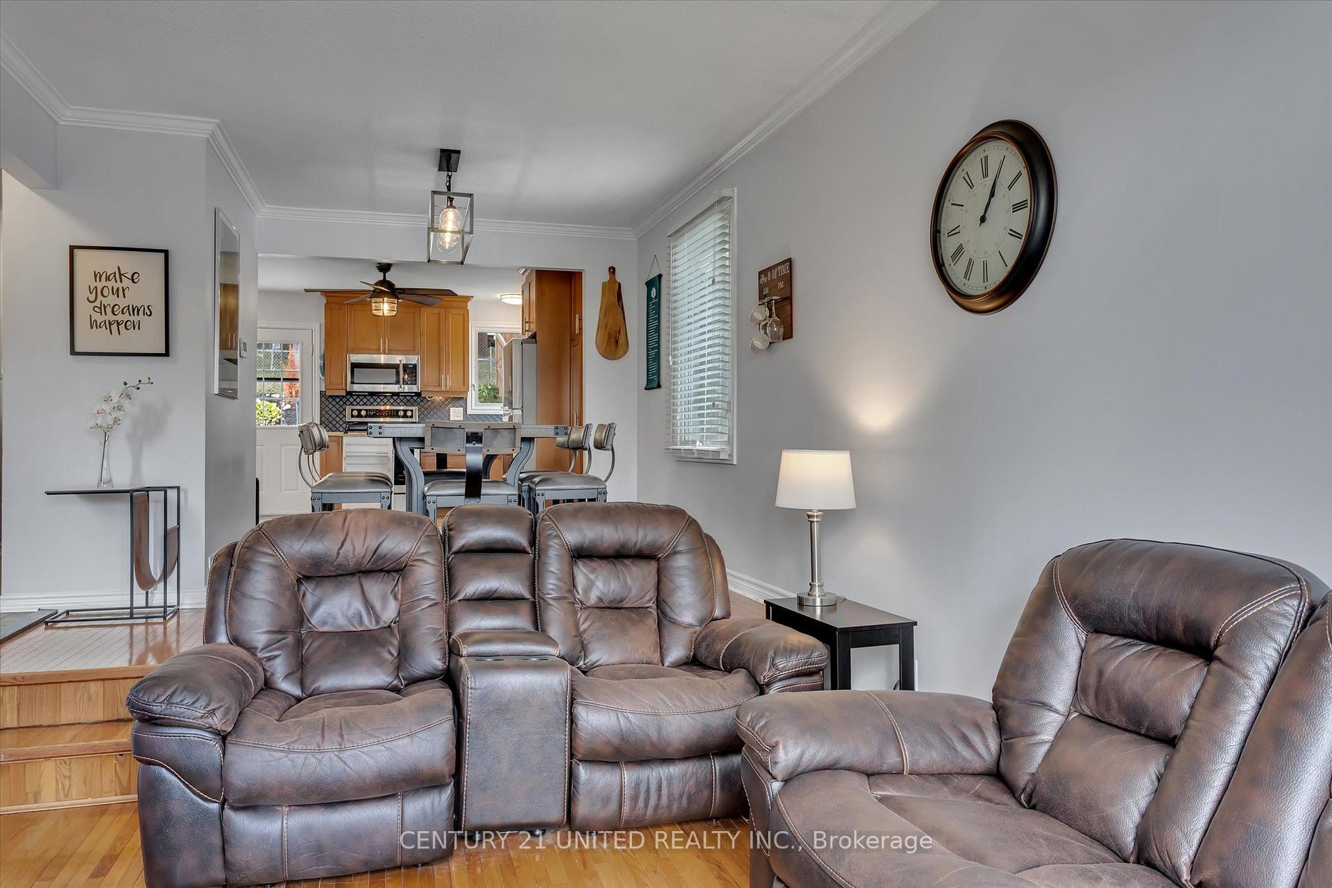 Photo 7 of 2594 Farmcrest Avenue, Peterborough, Ashburnham Ward 4 — HOMEH