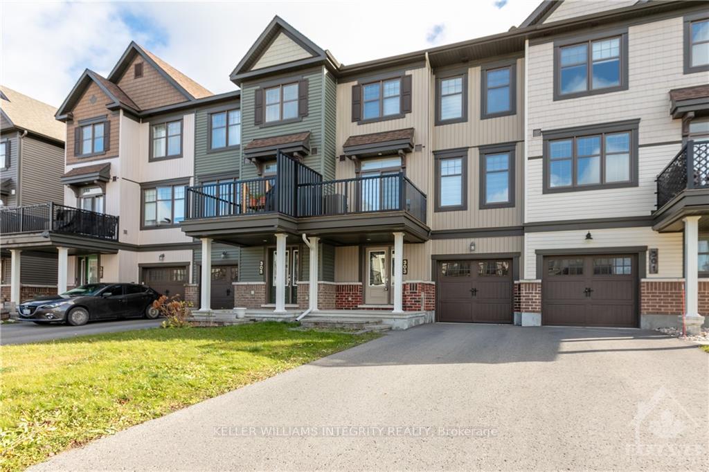 Photo 2 of 303 Citrine Street, Ottawa, Avalon West — HOMEH