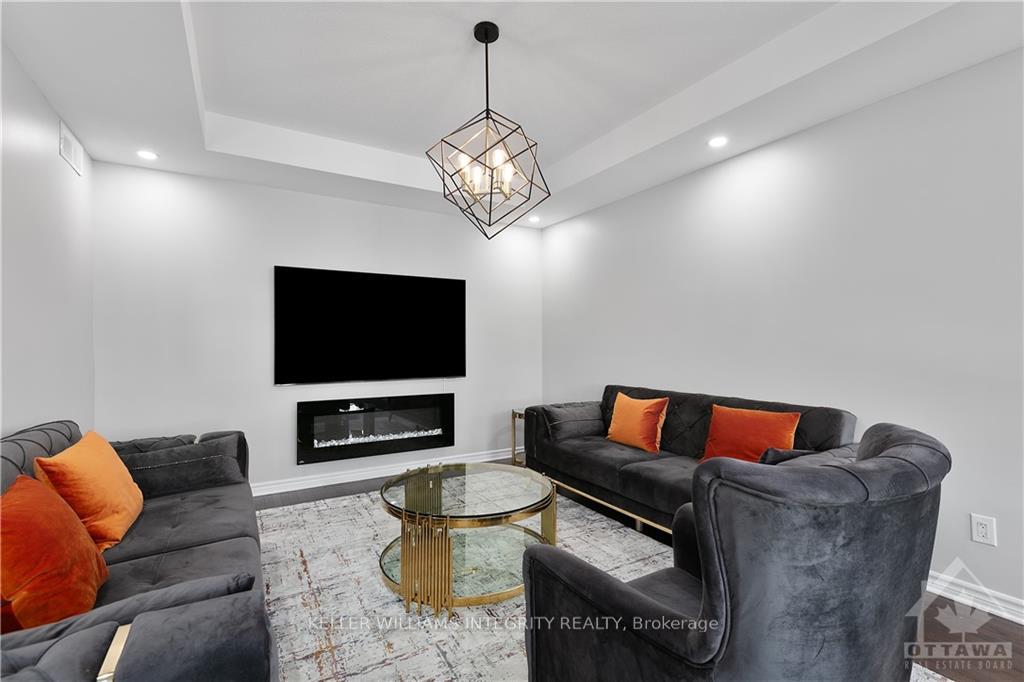Photo 13 of 303 Citrine Street, Ottawa, Avalon West — HOMEH