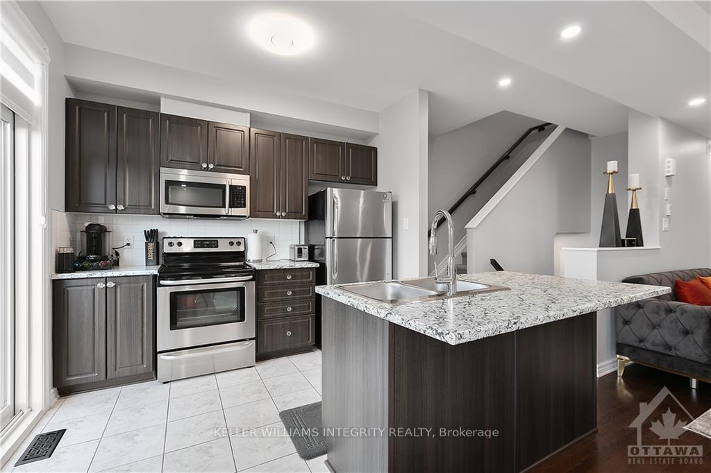 Photo 18 of 303 Citrine Street, Ottawa, Avalon West — HOMEH