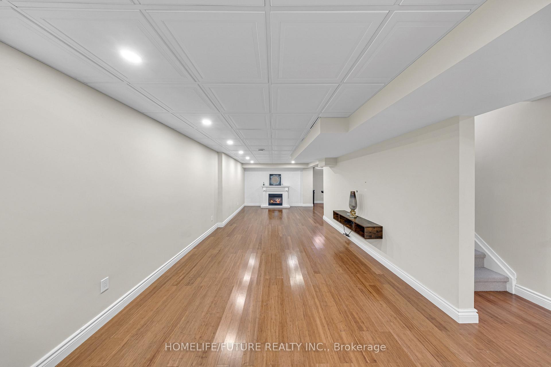 Photo 32 of 15 Heber Down Crescent, Whitby, Brooklin — HOMEH
