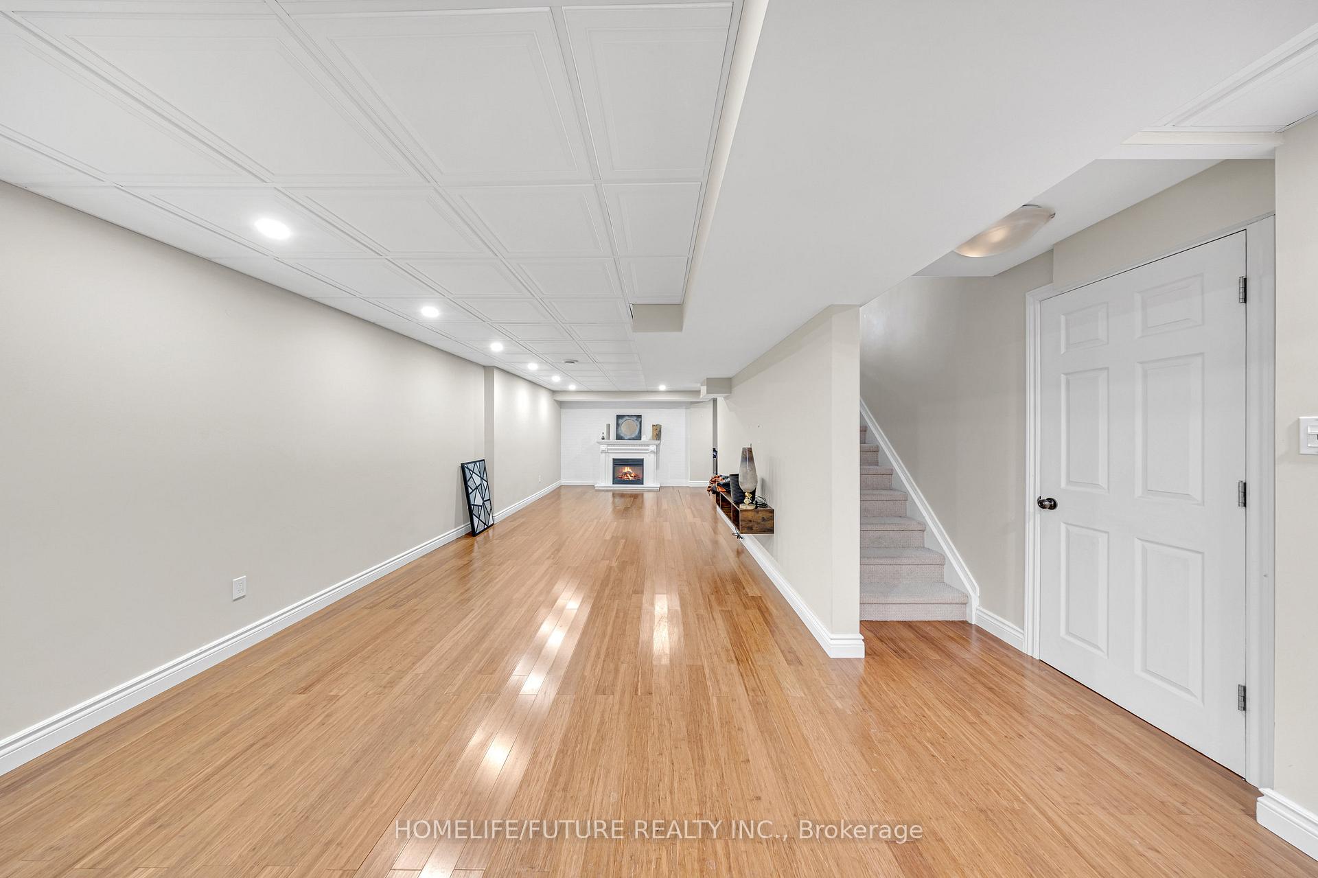 Photo 33 of 15 Heber Down Crescent, Whitby, Brooklin — HOMEH