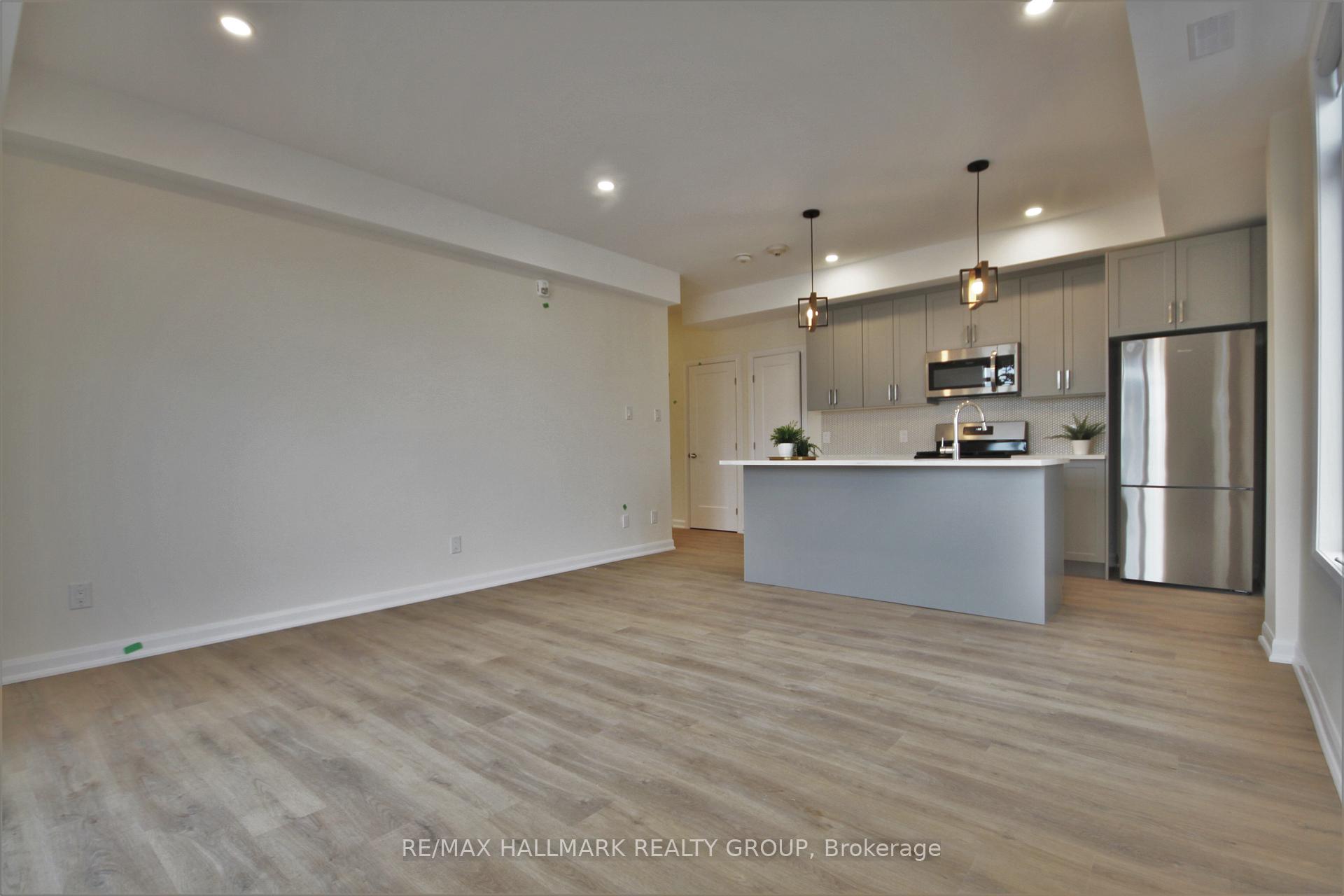 Photo 9 of Unit 203, 351 Croydon Avenue, Ottawa, Lincoln Heights — HOMEH