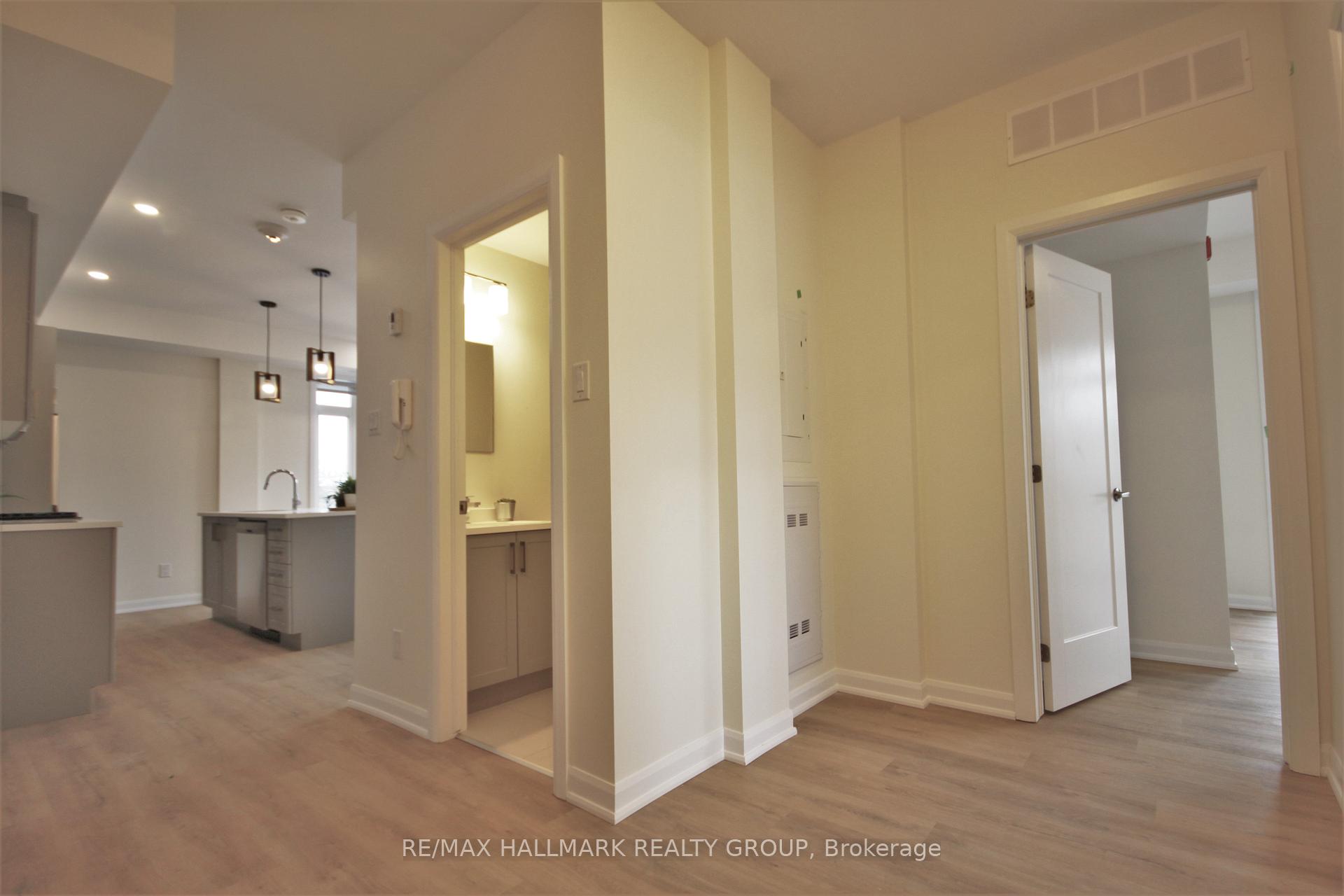 Photo 18 of Unit 203, 351 Croydon Avenue, Ottawa, Lincoln Heights — HOMEH