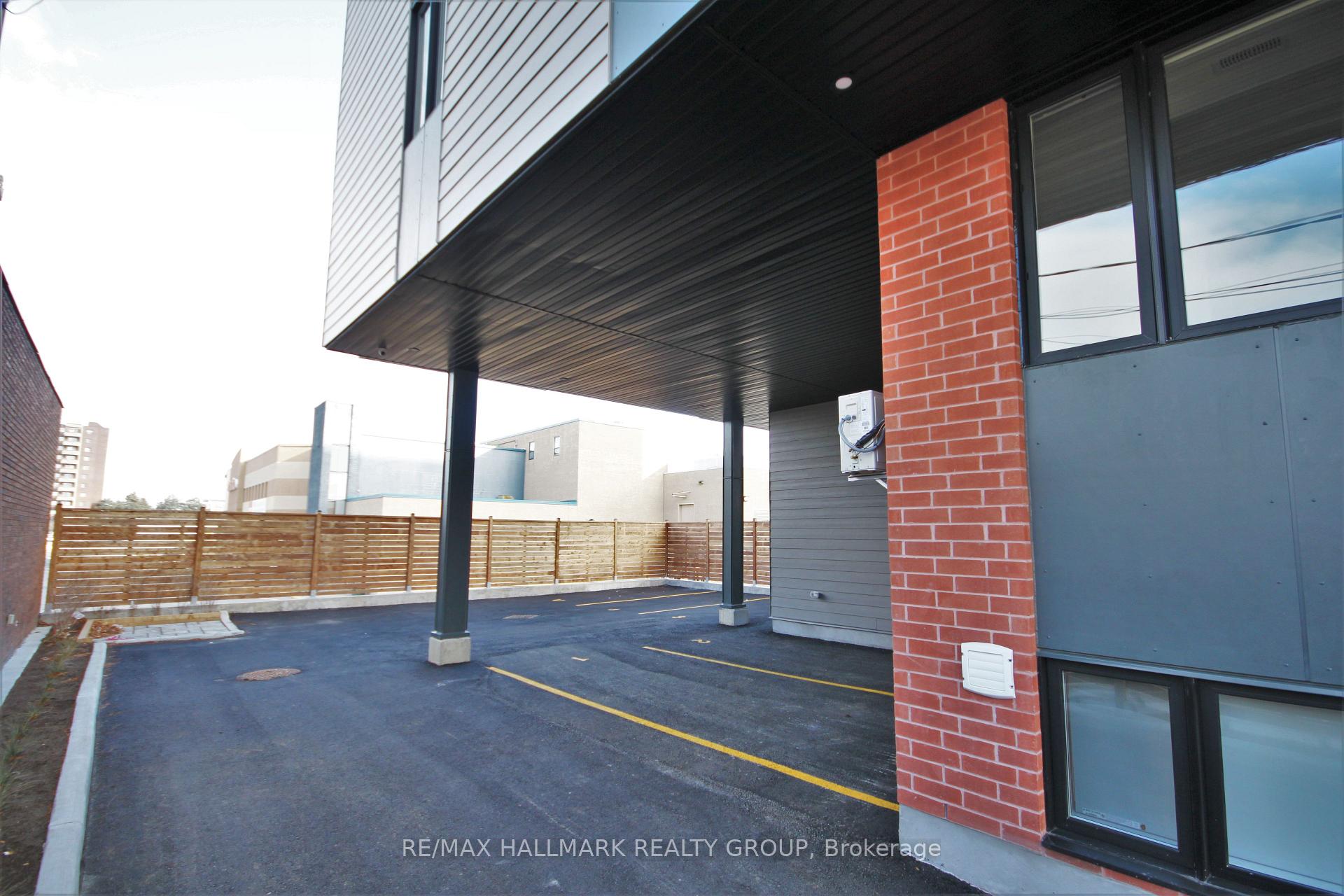 Photo 21 of Unit 203, 351 Croydon Avenue, Ottawa, Lincoln Heights — HOMEH