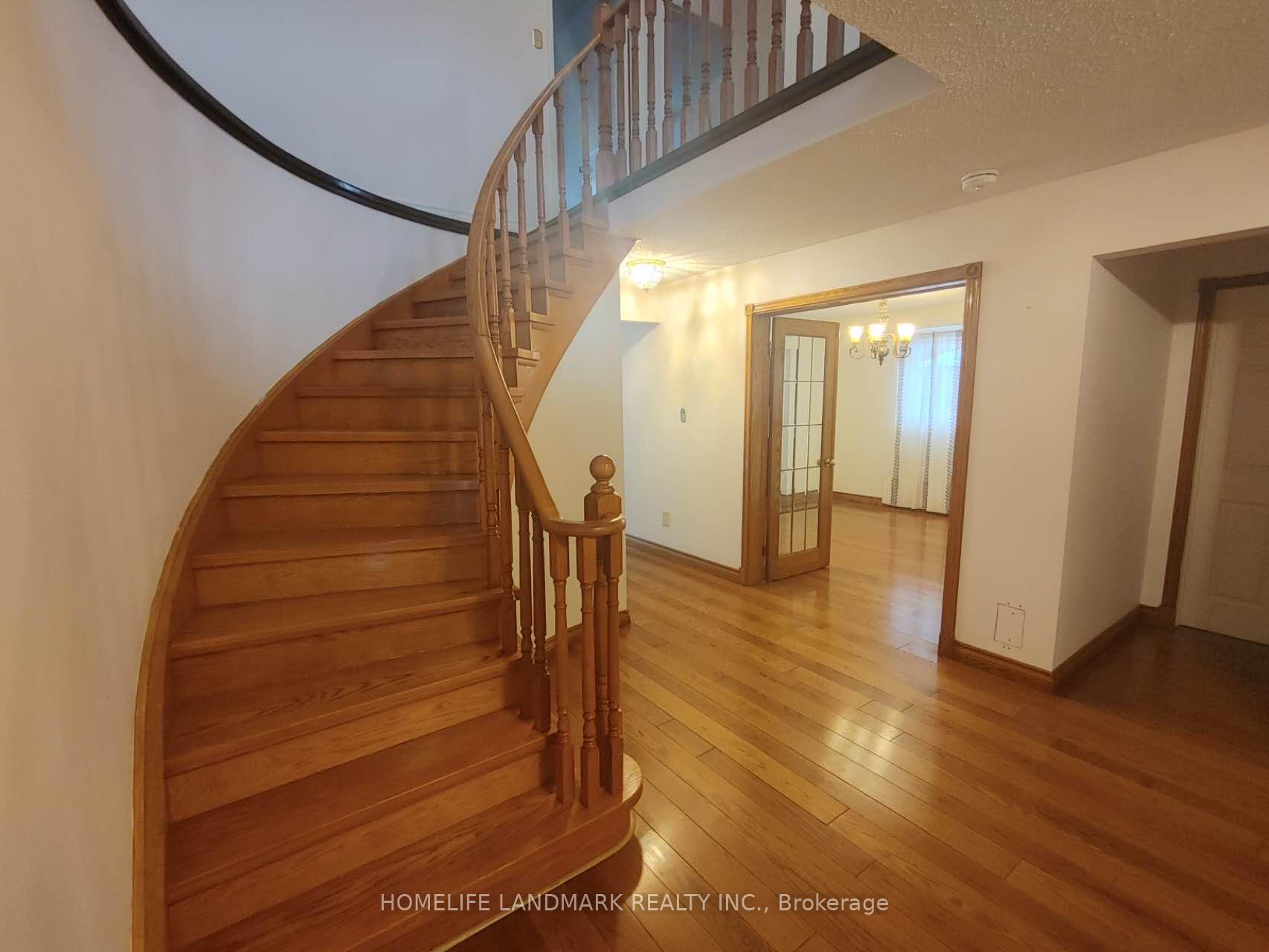 Photo 4 of 151 Cooperage Crescent, Richmond Hill, Westbrook — HOMEH