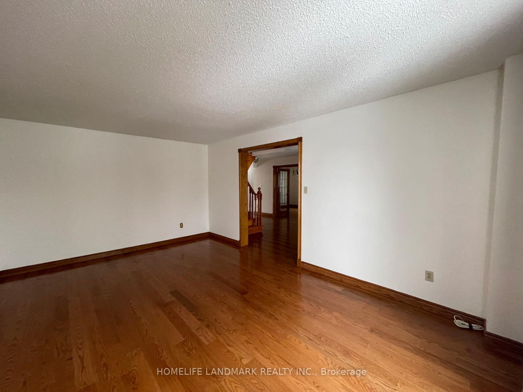 Photo 6 of 151 Cooperage Crescent, Richmond Hill, Westbrook — HOMEH