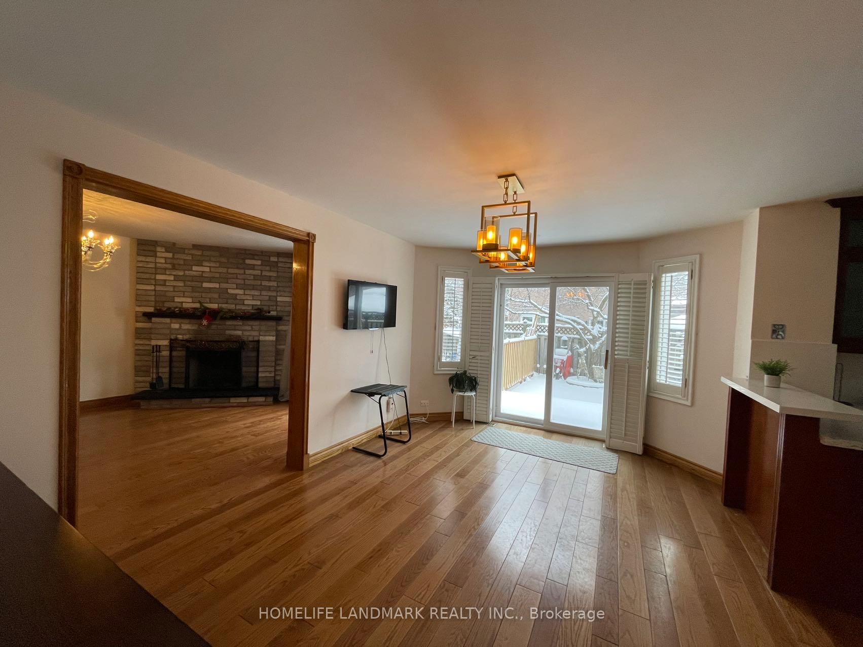 Photo 8 of 151 Cooperage Crescent, Richmond Hill, Westbrook — HOMEH