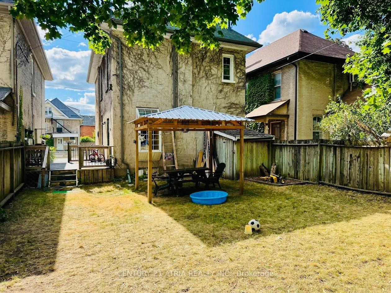 Photo 20 of 208 Park Street N, Peterborough, Town Ward 3 — HOMEH