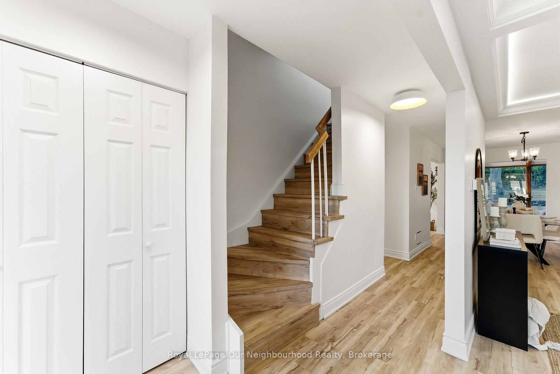 Photo 5 of 2552 Farmcrest Avenue, Peterborough, Ashburnham Ward 4 — HOMEH