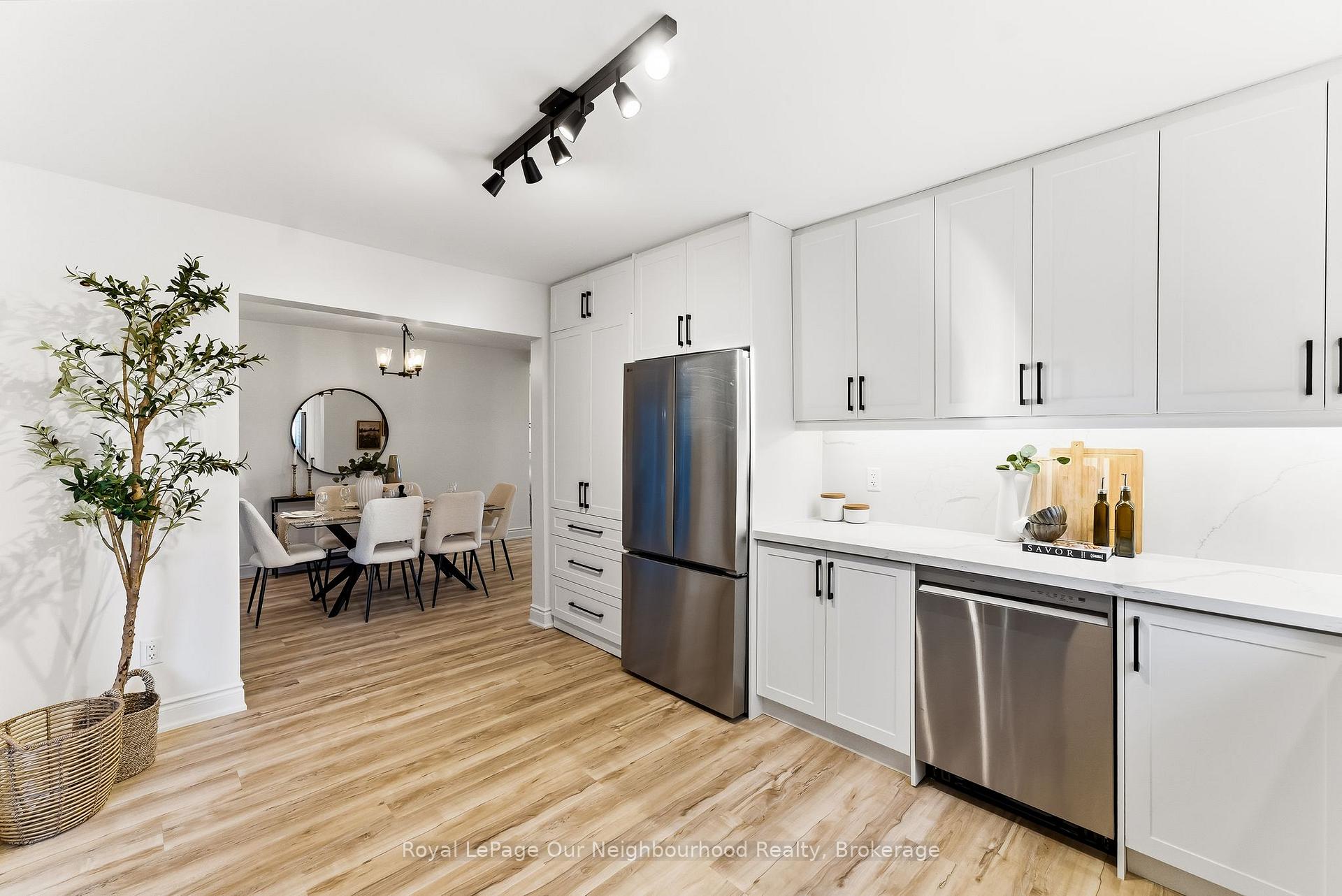Photo 17 of 2552 Farmcrest Avenue, Peterborough, Ashburnham Ward 4 — HOMEH