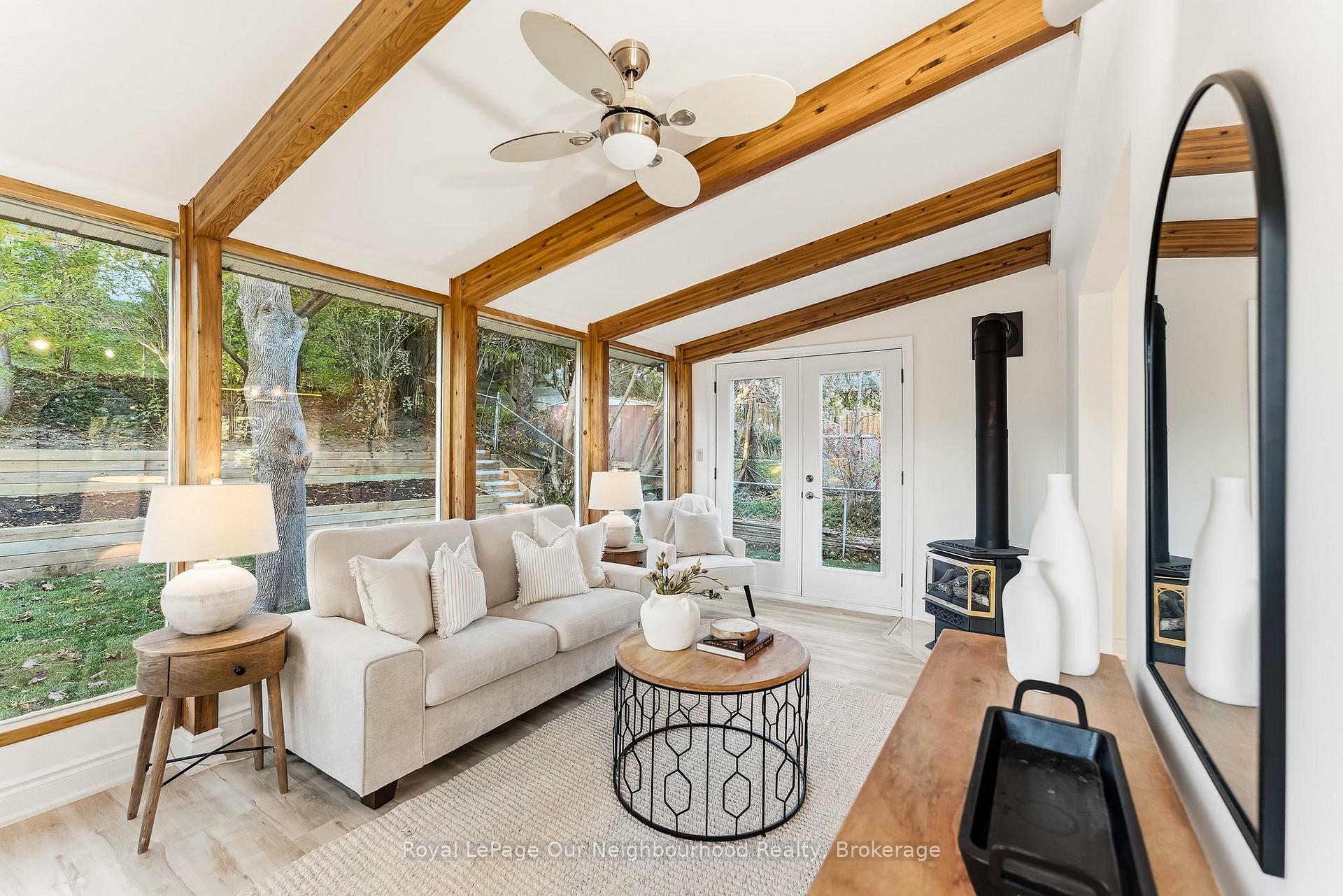 Photo 20 of 2552 Farmcrest Avenue, Peterborough, Ashburnham Ward 4 — HOMEH