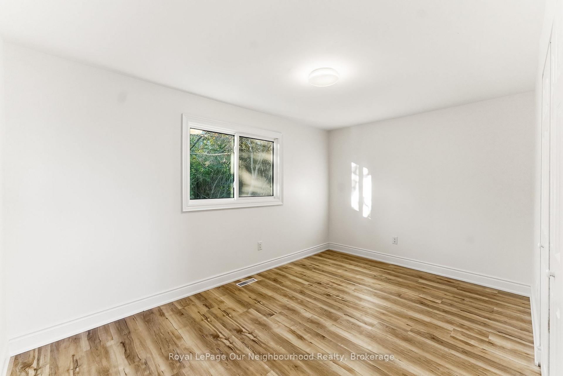 Photo 30 of 2552 Farmcrest Avenue, Peterborough, Ashburnham Ward 4 — HOMEH