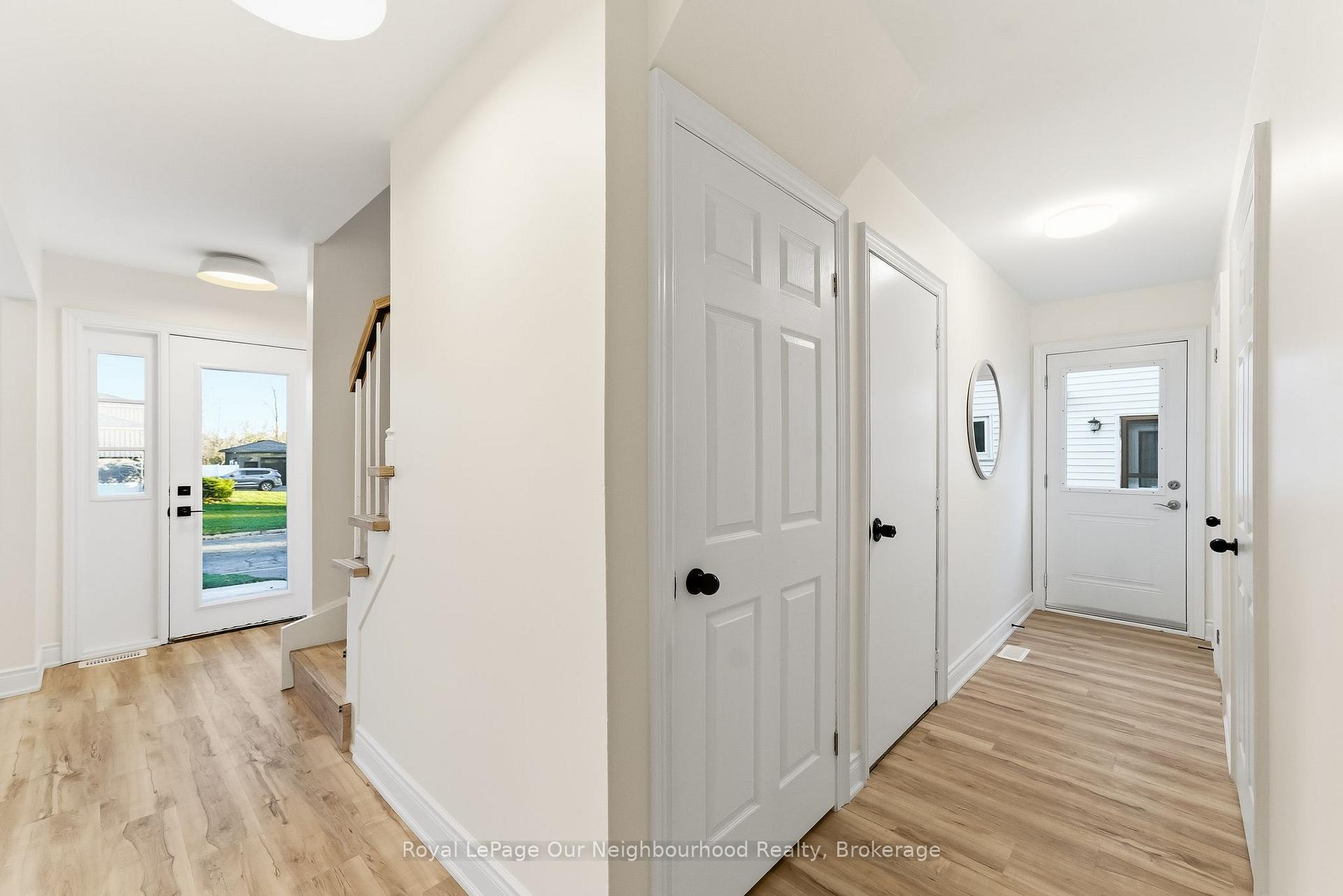 Photo 31 of 2552 Farmcrest Avenue, Peterborough, Ashburnham Ward 4 — HOMEH