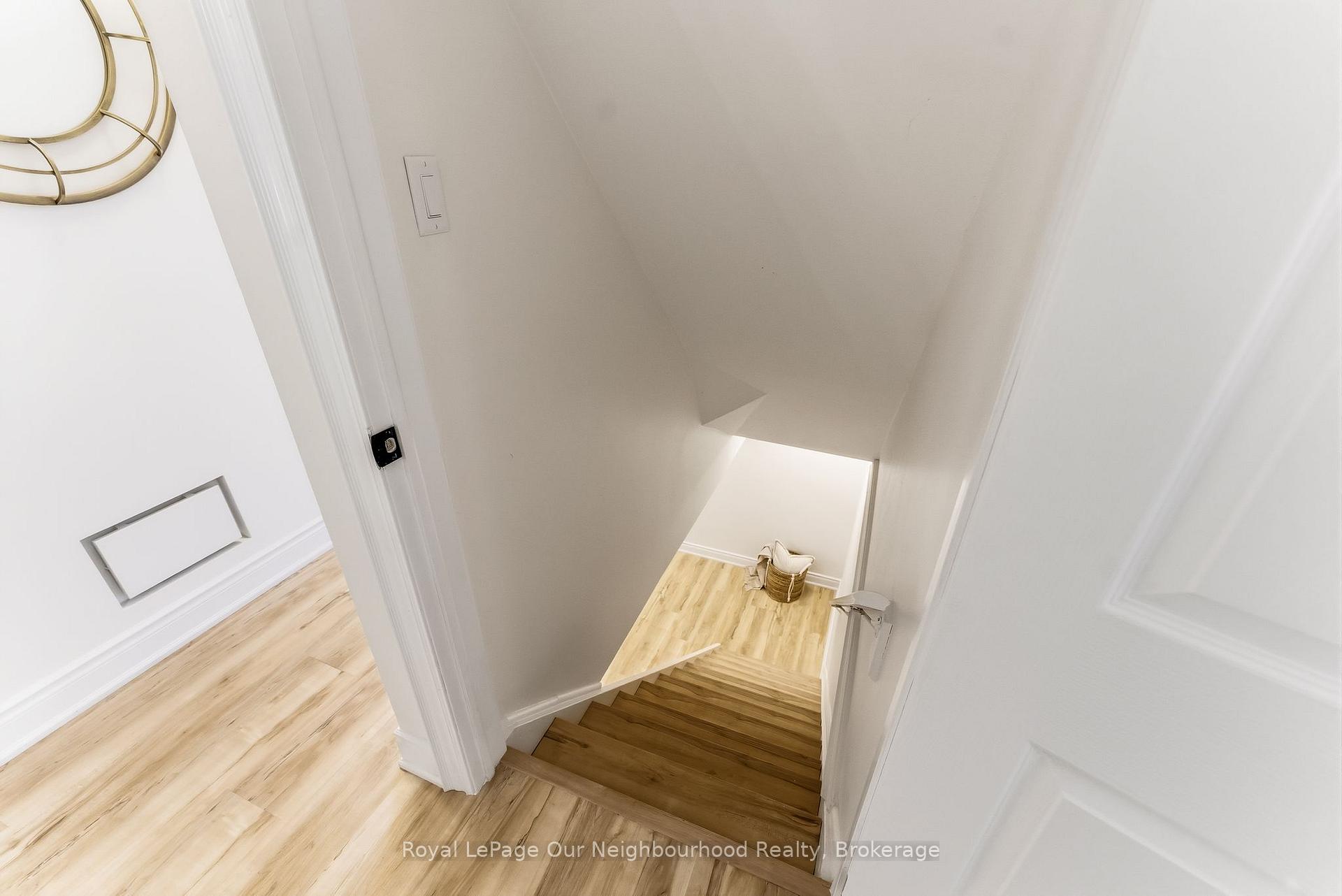 Photo 33 of 2552 Farmcrest Avenue, Peterborough, Ashburnham Ward 4 — HOMEH