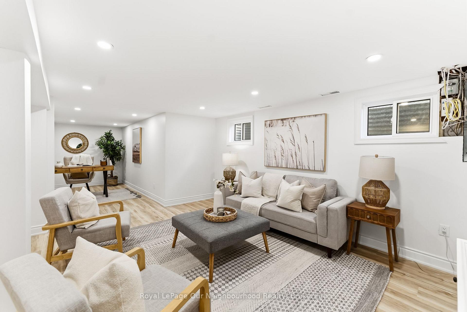 Photo 36 of 2552 Farmcrest Avenue, Peterborough, Ashburnham Ward 4 — HOMEH
