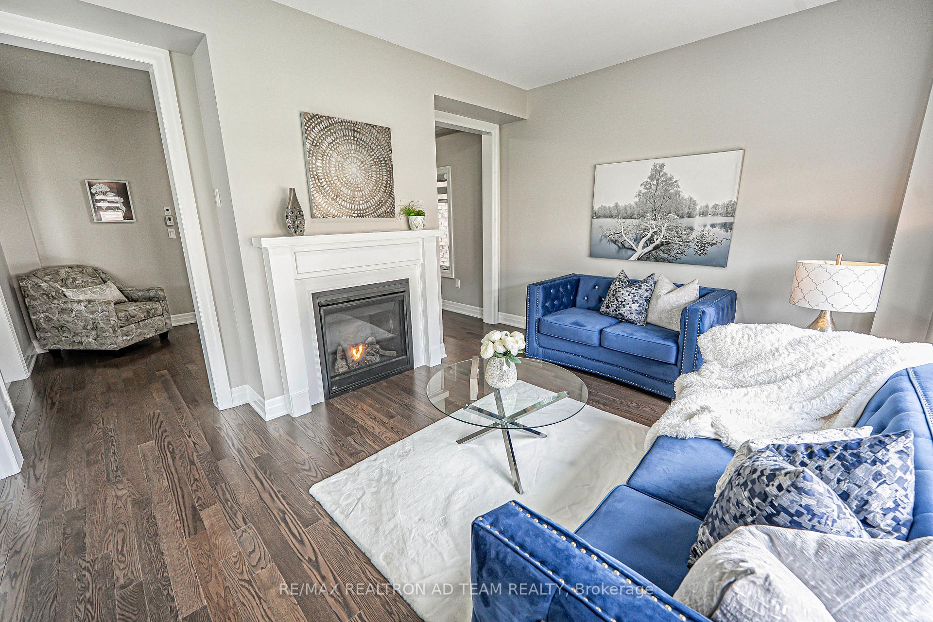 Photo 9 of 211 Doug Finney Street, Oshawa, Eastdale — HOMEH