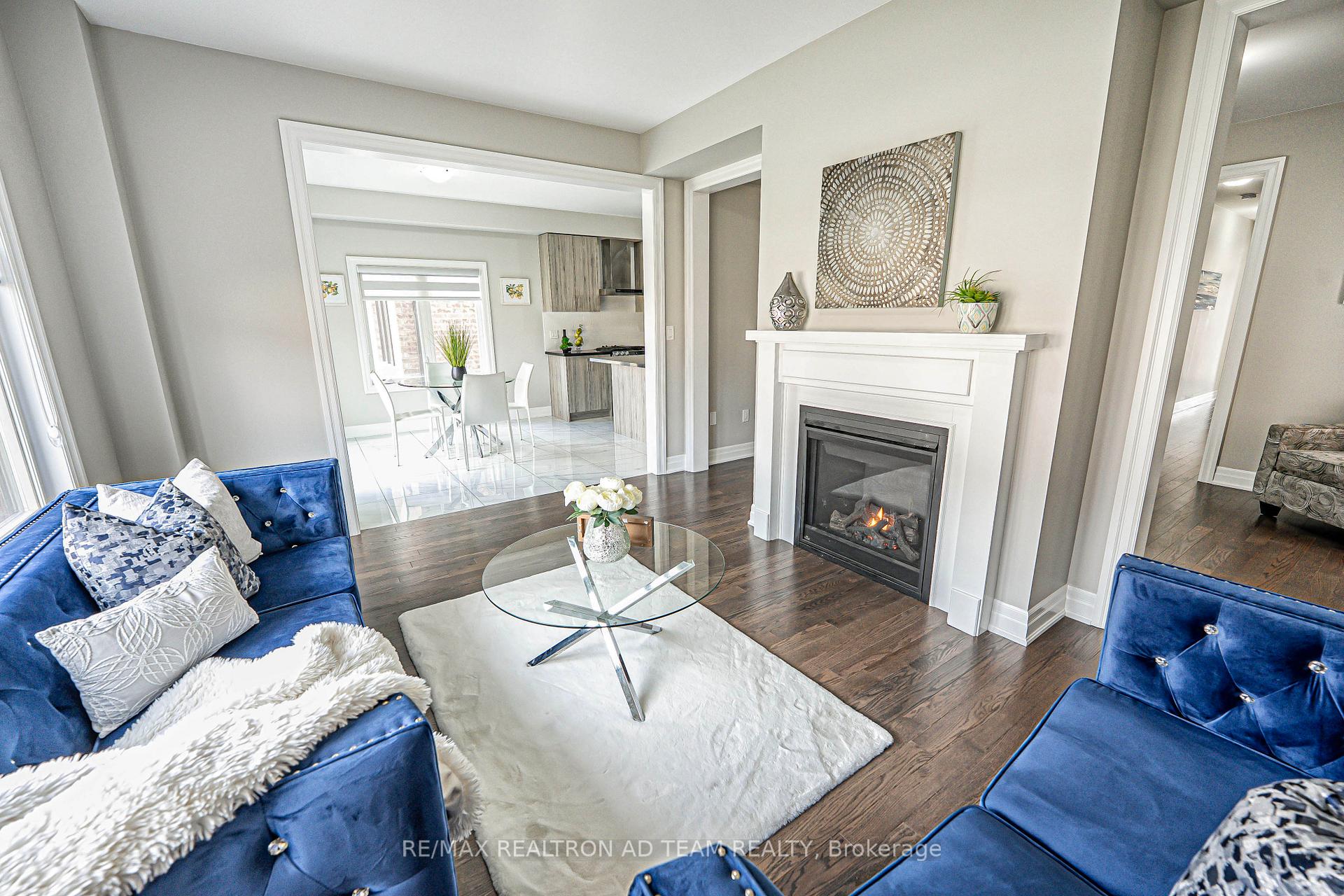 Photo 10 of 211 Doug Finney Street, Oshawa, Eastdale — HOMEH