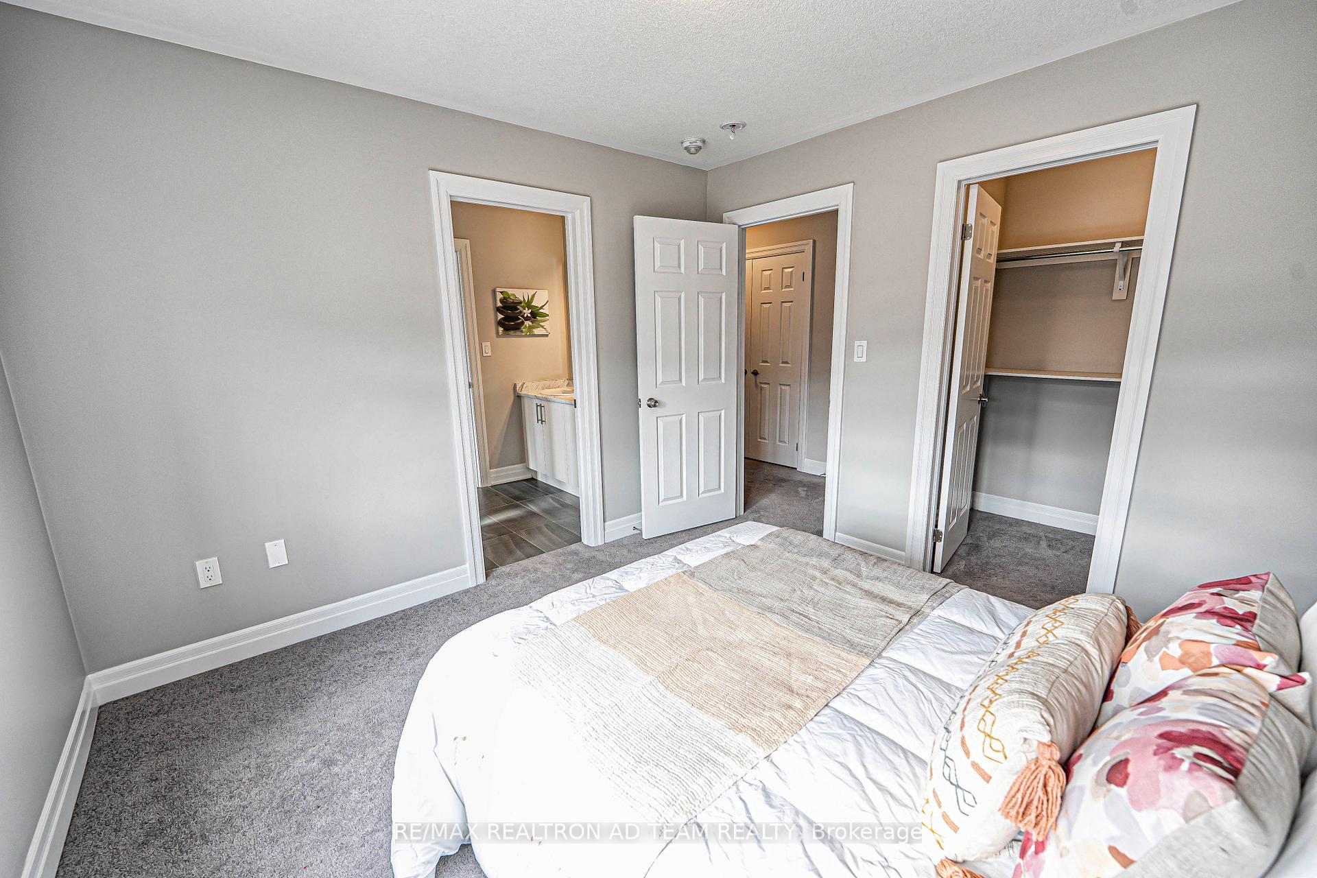 Photo 27 of 211 Doug Finney Street, Oshawa, Eastdale — HOMEH