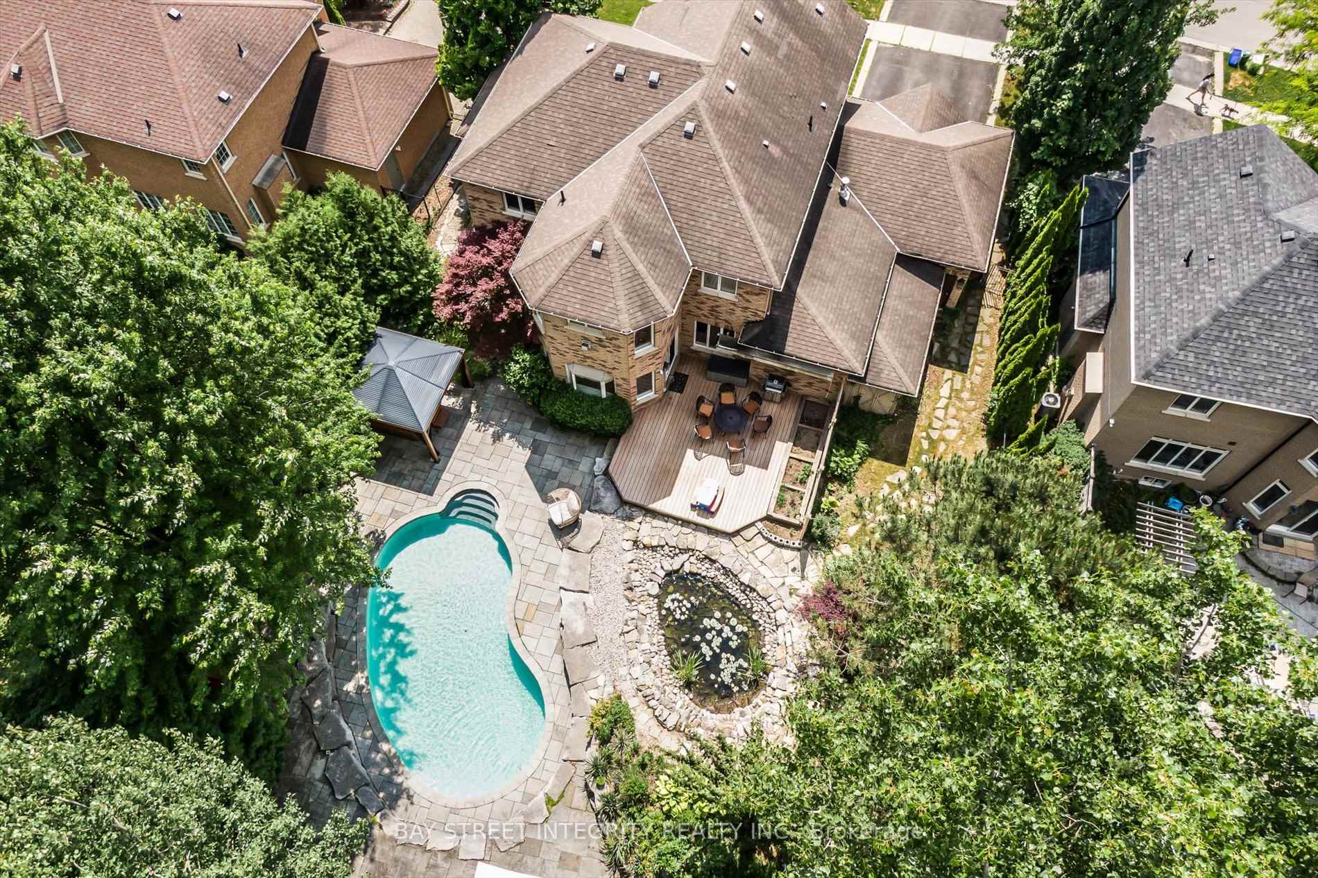 Photo 46 of 71 Nevada Crescent, Vaughan, Rural Vaughan — HOMEH
