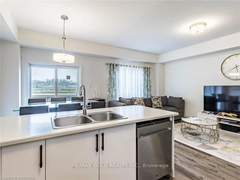 Photo 15 of 57 George Brier Drive, Brant, Paris — HOMEH
