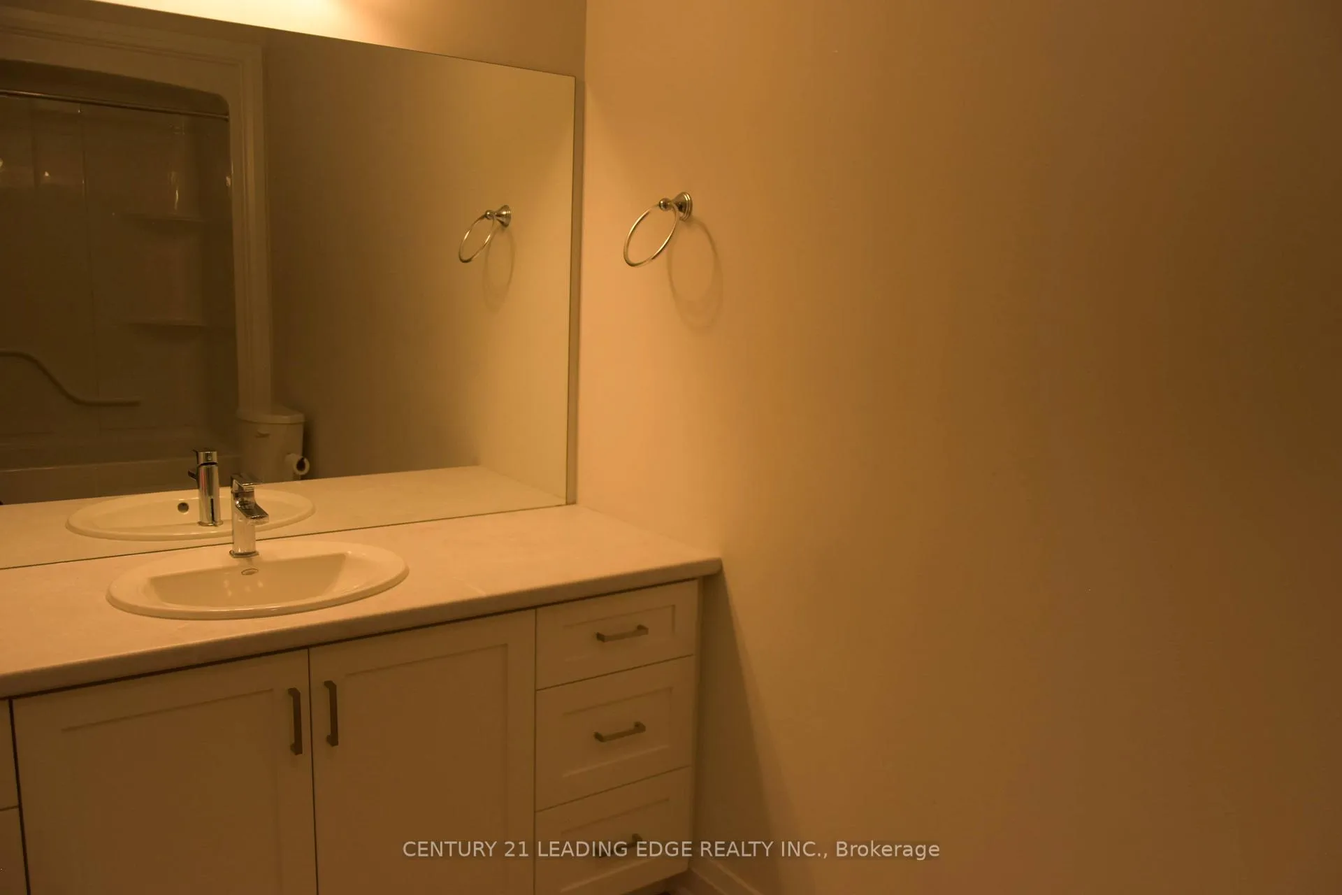 Photo 12 of Unit Upper, 118 2nd Street, Brockton — HOMEH