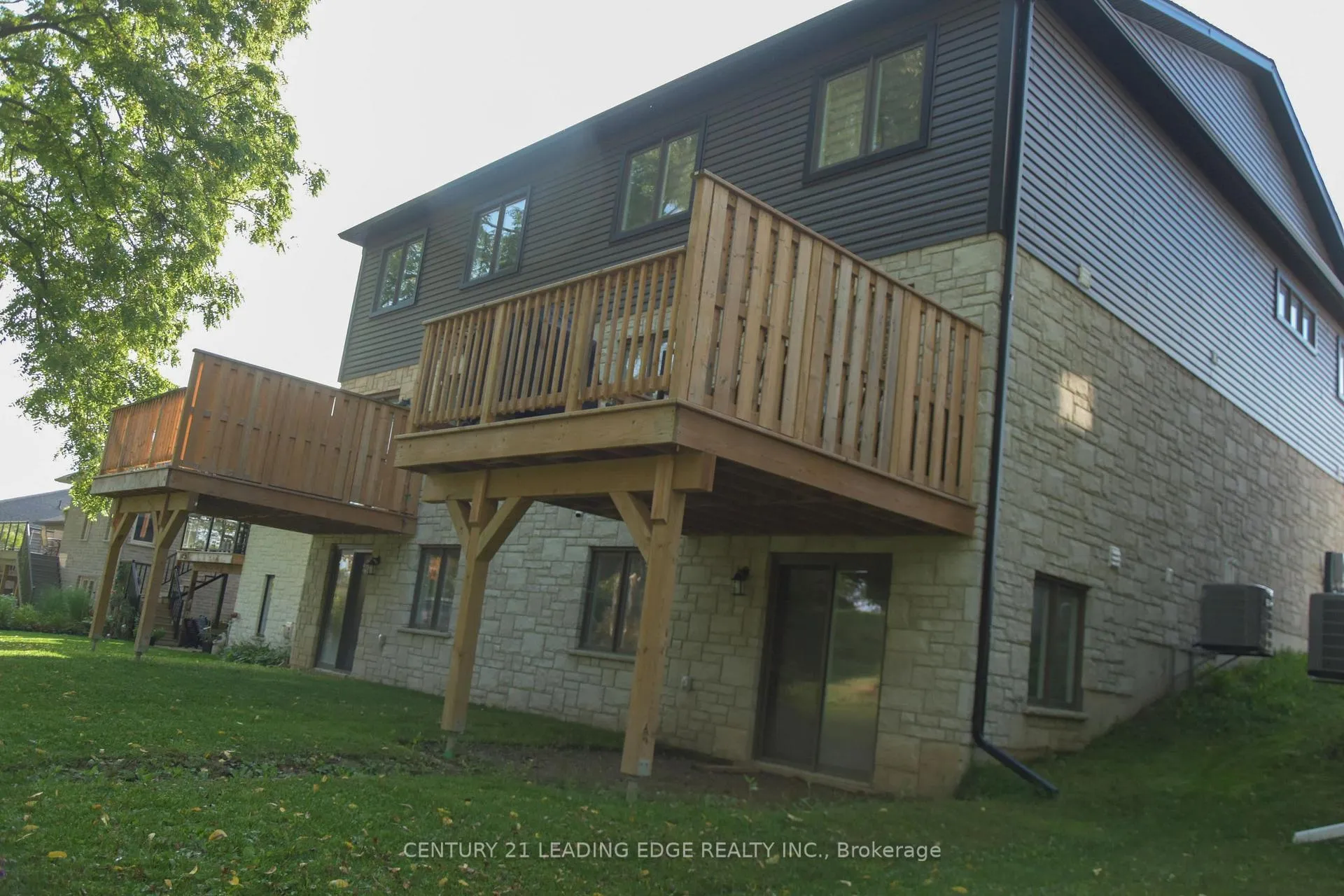 Photo 24 of Unit Upper, 118 2nd Street, Brockton — HOMEH