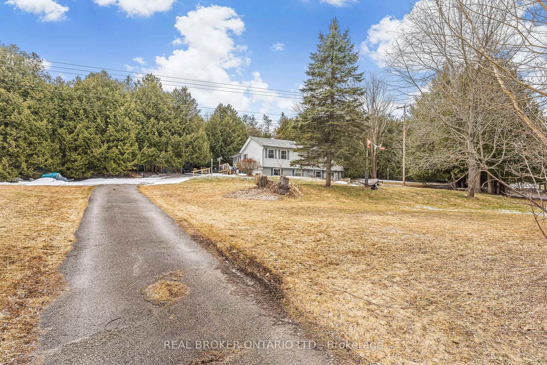 Photo 3 of 588458 County Rd 17, Mulmur, Rural Mulmur — HOMEH