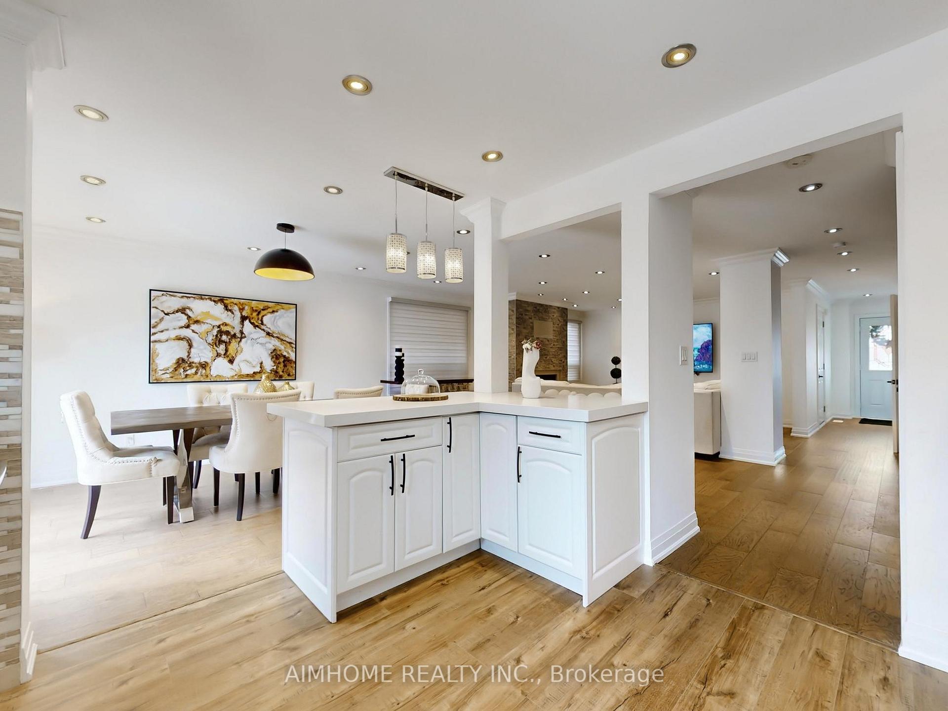 Photo 13 of 65 Westhampton Drive, Vaughan, Brownridge — HOMEH