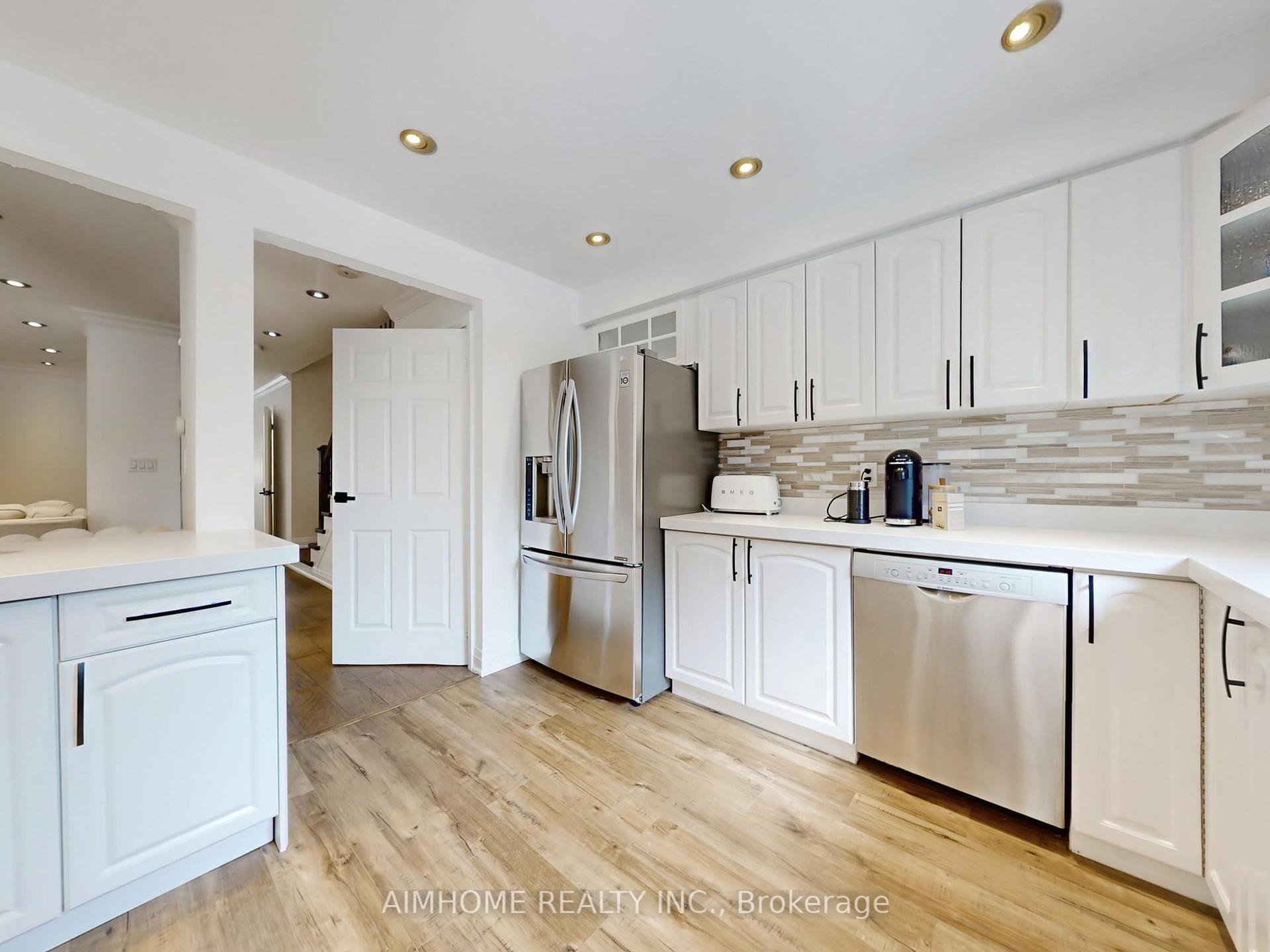 Photo 15 of 65 Westhampton Drive, Vaughan, Brownridge — HOMEH