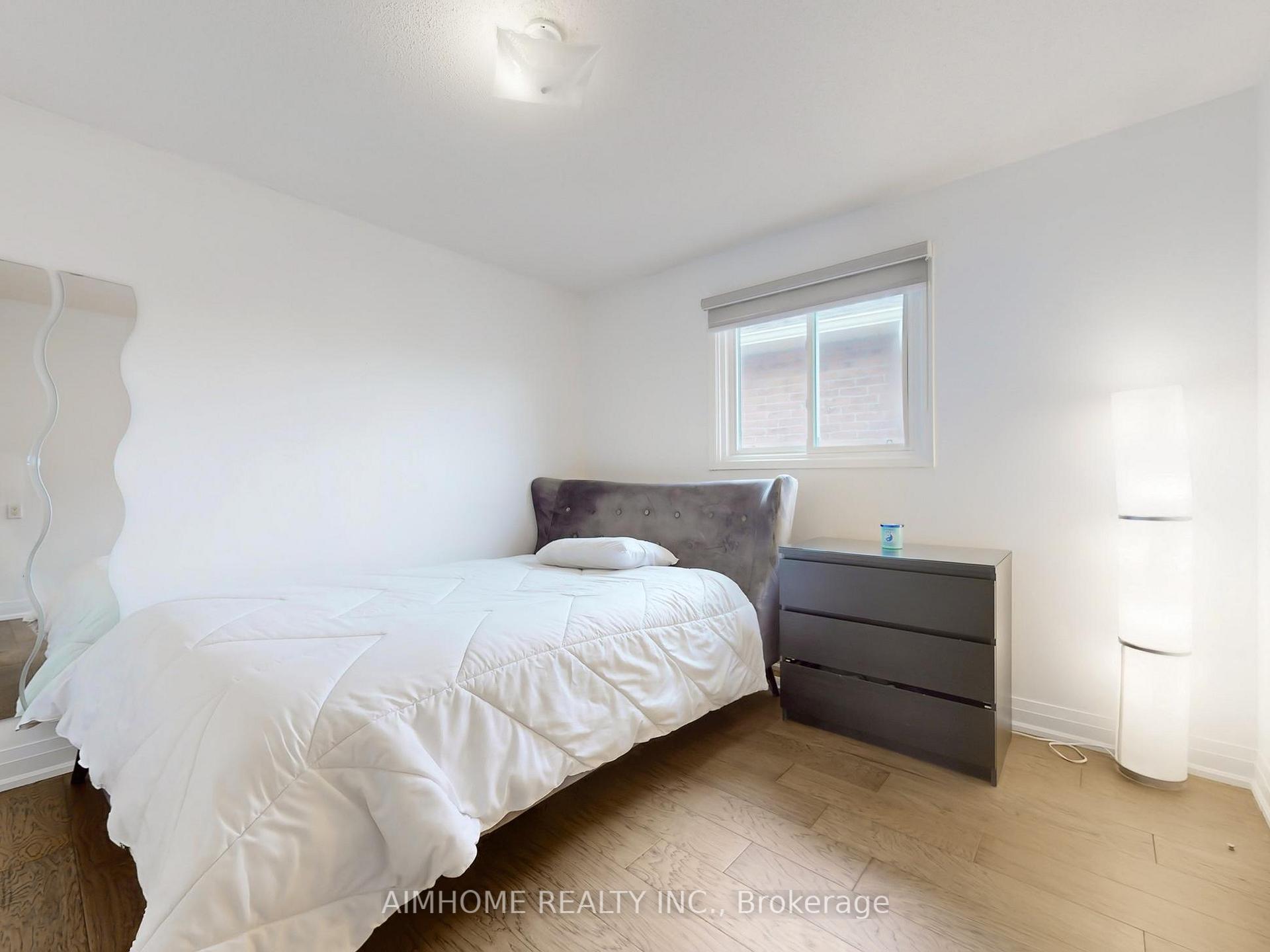 Photo 23 of 65 Westhampton Drive, Vaughan, Brownridge — HOMEH