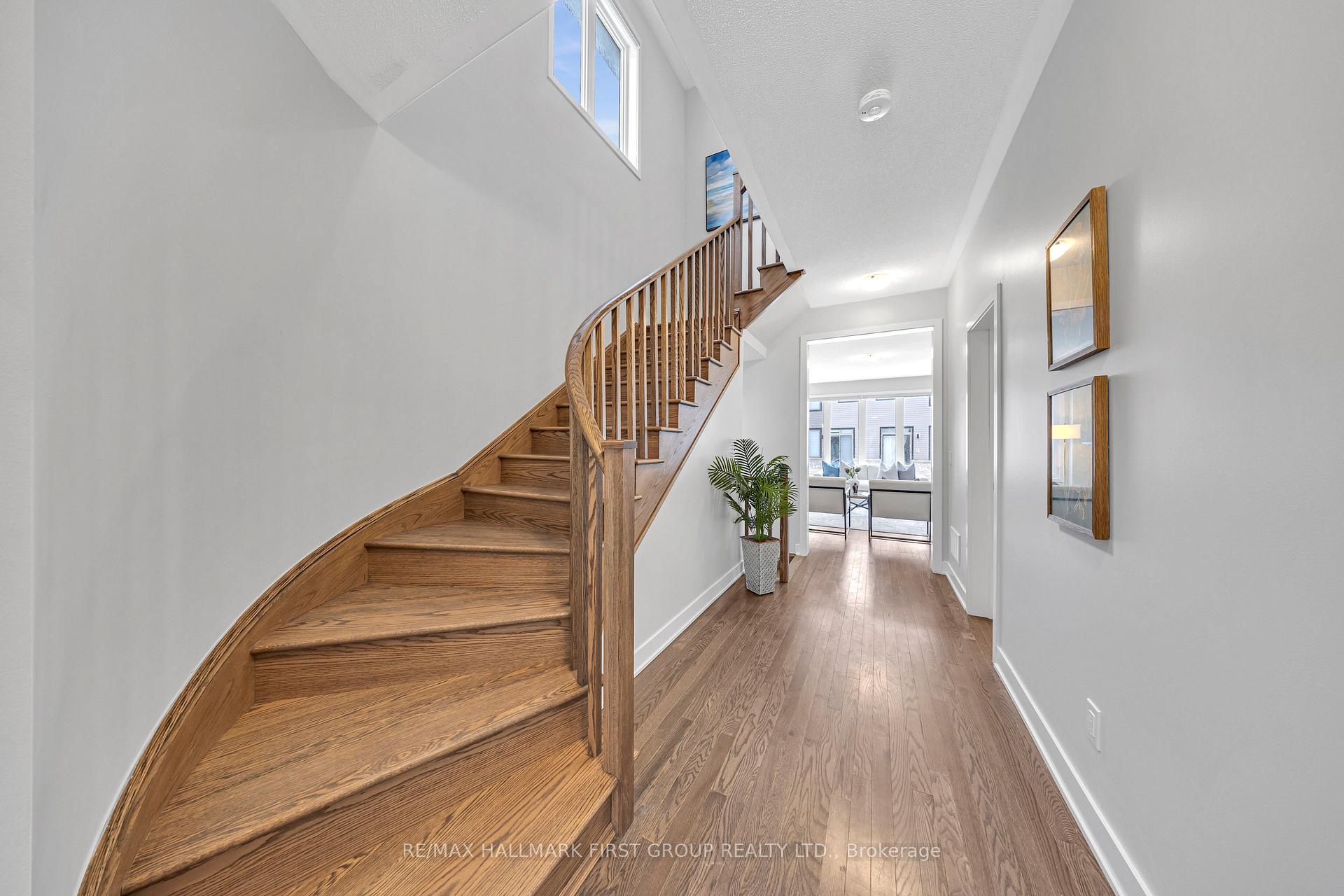 Photo 5 of 1023 Dyas Avenue, Oshawa, Kedron — HOMEH