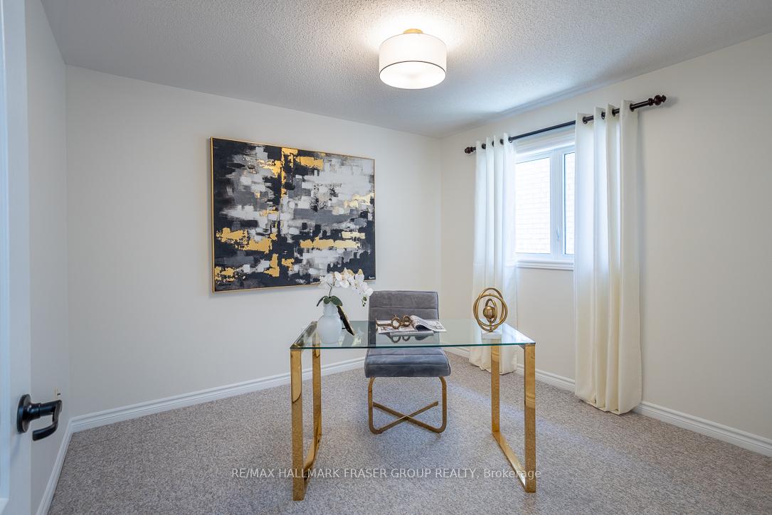 Photo 25 of 17 Harkness Drive, Whitby, Rolling Acres — HOMEH