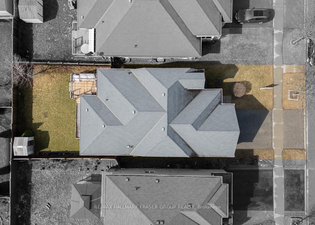 Photo 42 of 17 Harkness Drive, Whitby, Rolling Acres — HOMEH