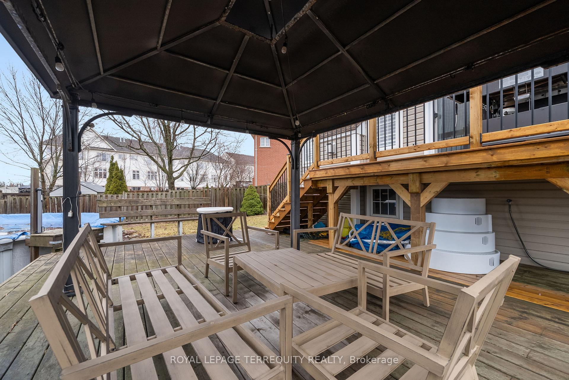 Photo 24 of 45 Aster Crescent, Whitby, Brooklin — HOMEH