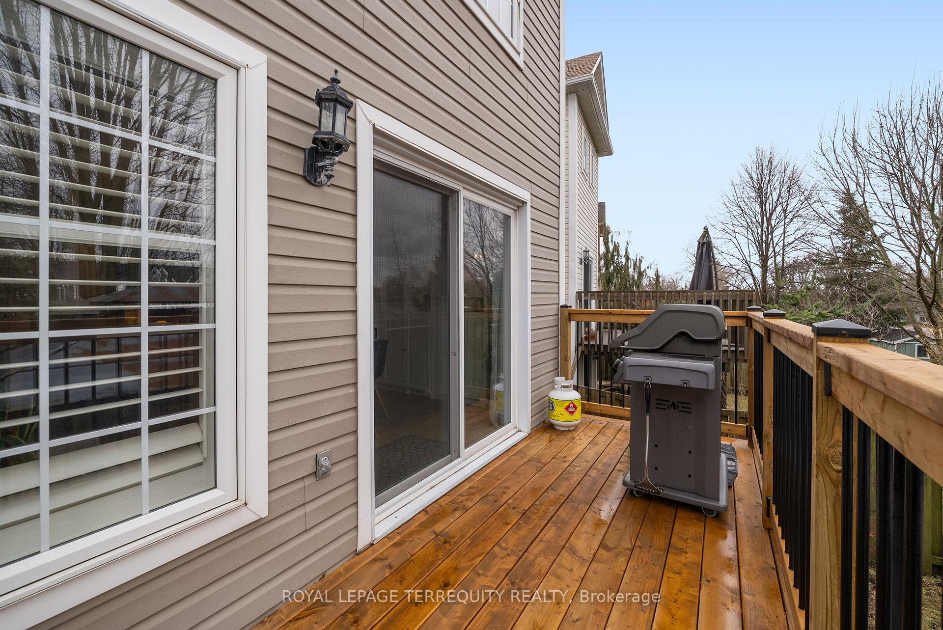 Photo 26 of 45 Aster Crescent, Whitby, Brooklin — HOMEH