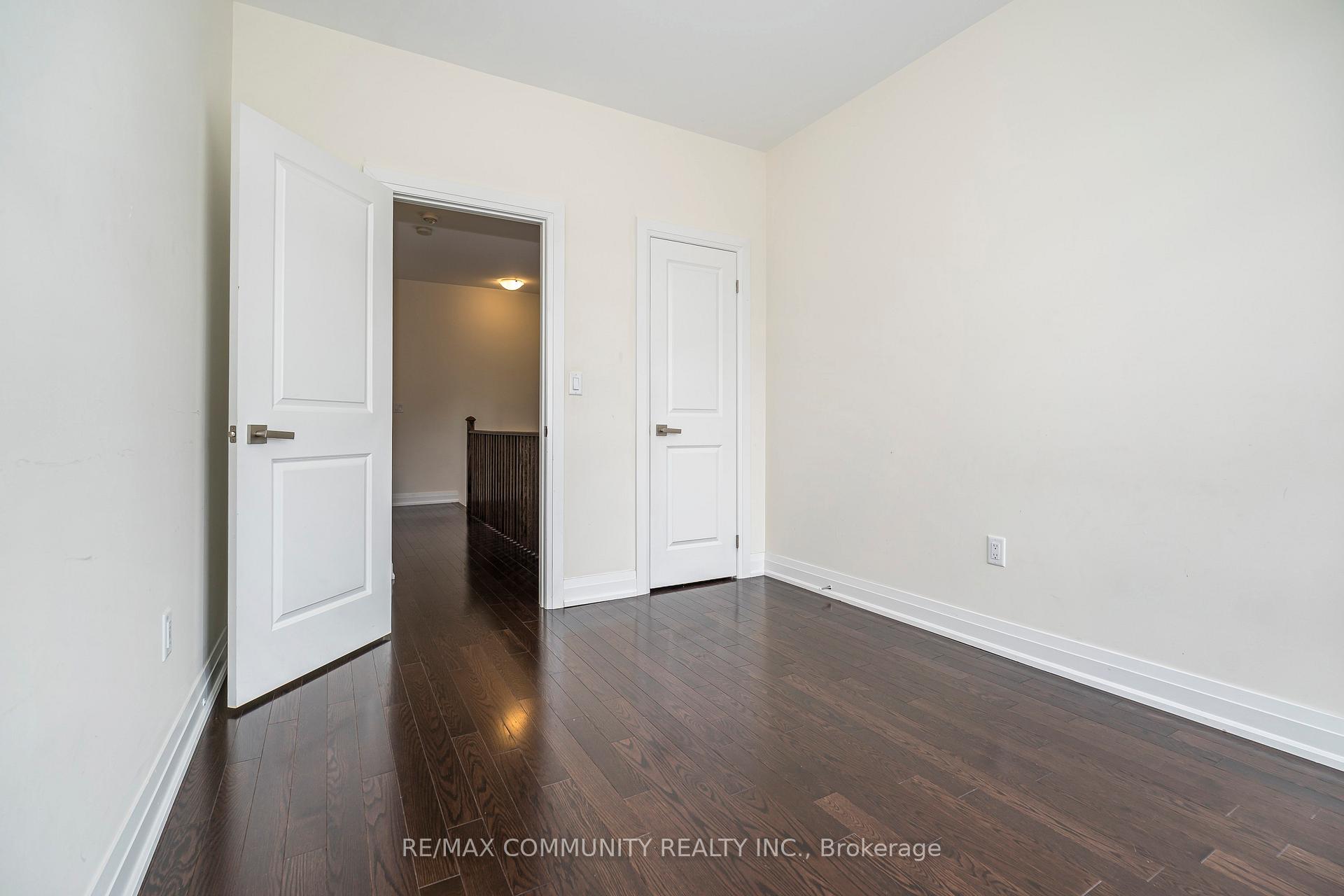 Photo 8 of 512 Danks Ridge Drive, Ajax, South East — HOMEH