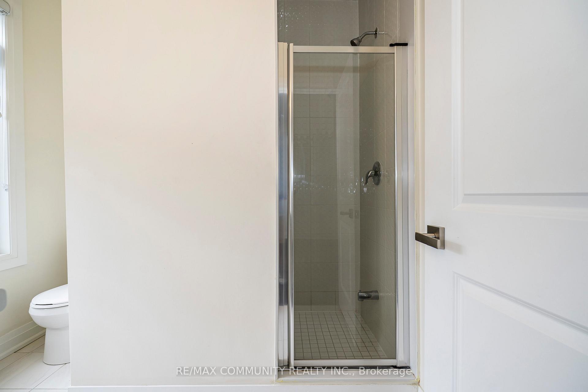 Photo 15 of 512 Danks Ridge Drive, Ajax, South East — HOMEH