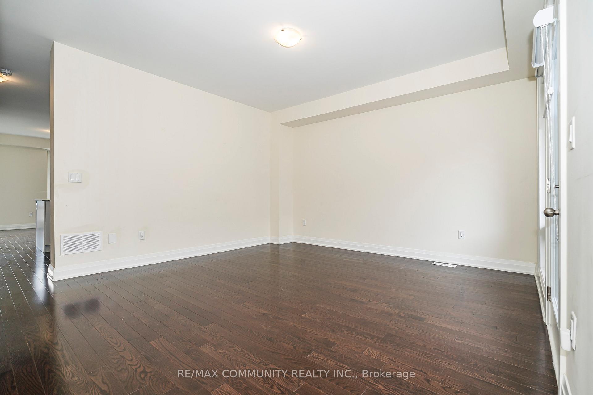 Photo 20 of 512 Danks Ridge Drive, Ajax, South East — HOMEH