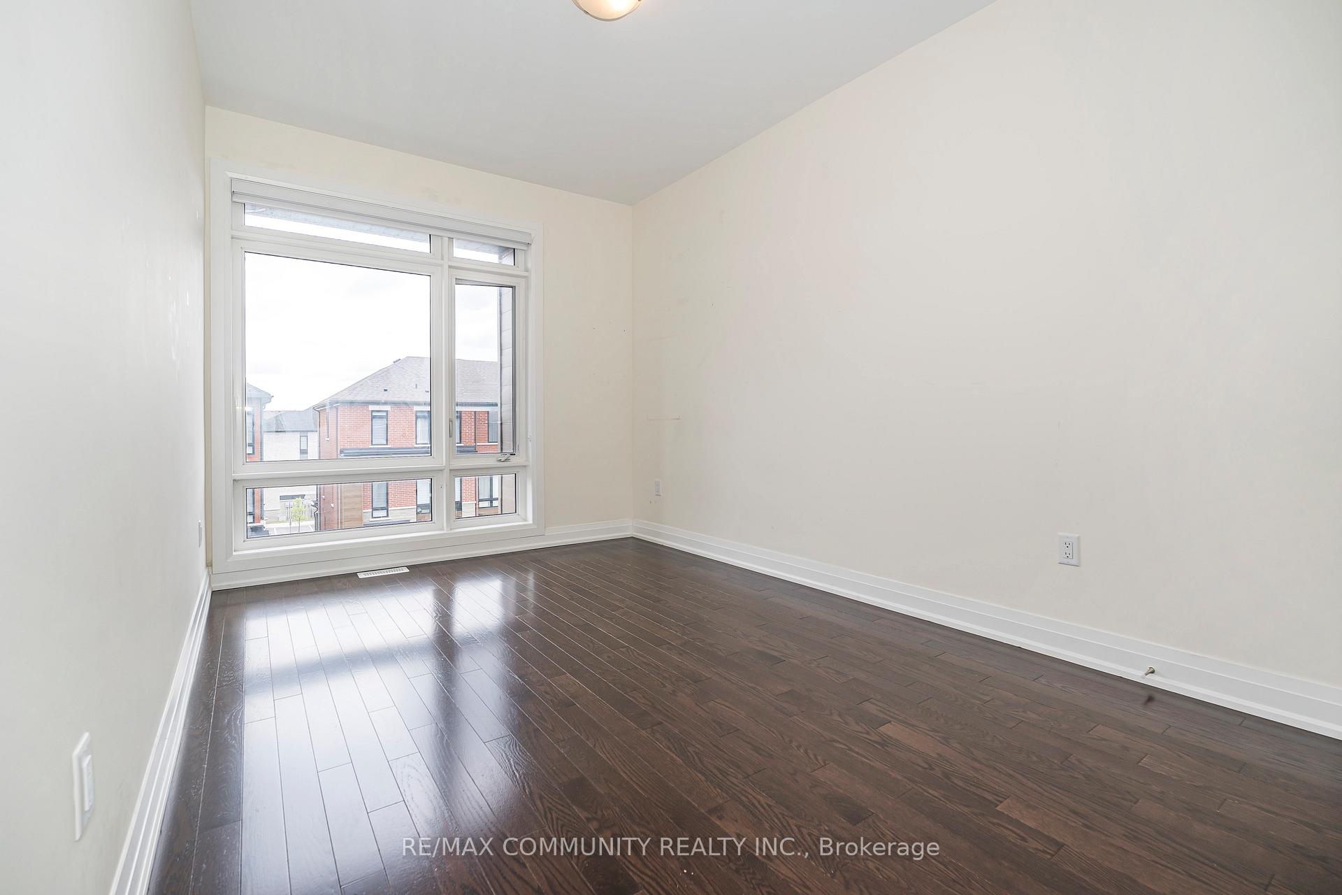 Photo 19 of 512 Danks Ridge Drive, Ajax, South East — HOMEH